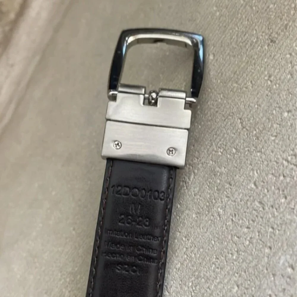 Dockers reversible belt
